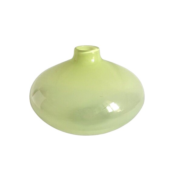 Crate And Barrel Glass Opalin Vase Art Glass Kiwi Green Yellow Poland Bulb Decor - Picture 1 of 6